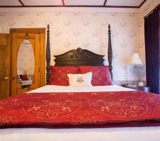 The Wallingford Victorian Inn
