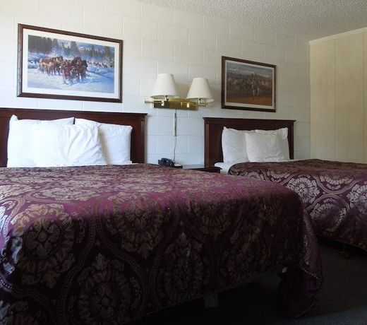 The Pines Motel