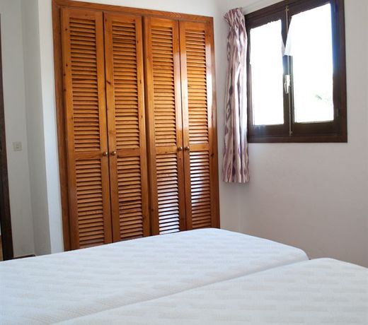 Apartamentos Sa Cornisa
