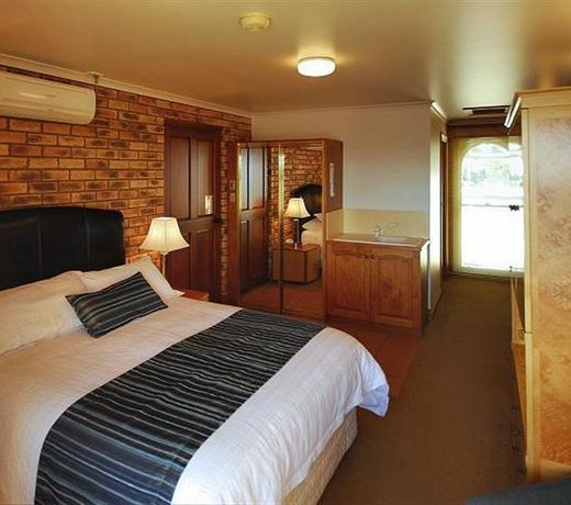 Stanley Village Waterfront Accommodation