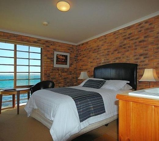 Stanley Village Waterfront Accommodation