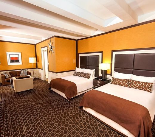 Empire Hotel