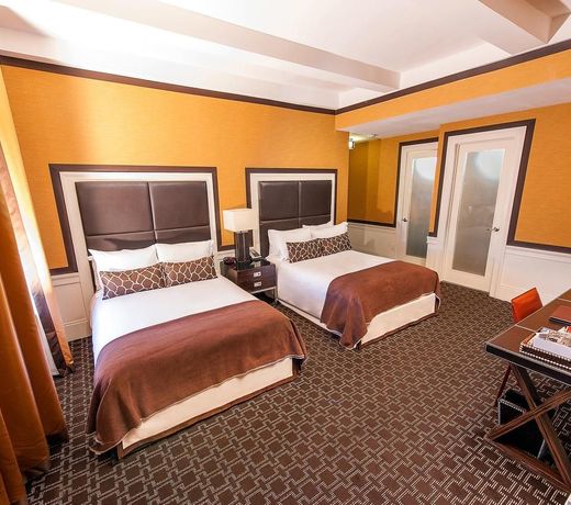 Empire Hotel