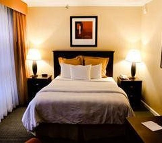 Garden Inn & Suites