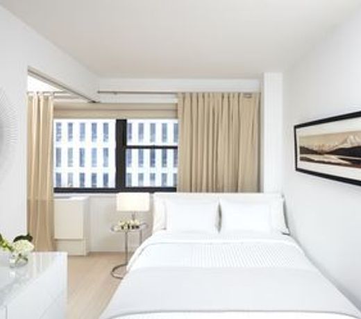 Eastgate Tower Hotel