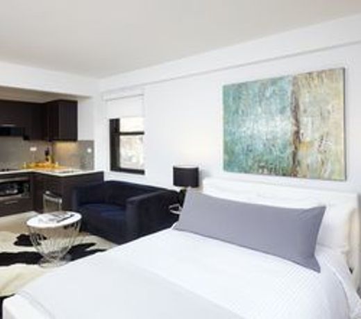 Eastgate Tower Hotel