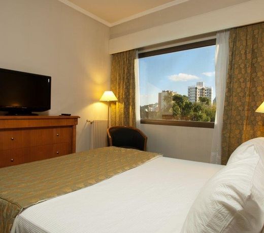 Austral Plaza Hotel