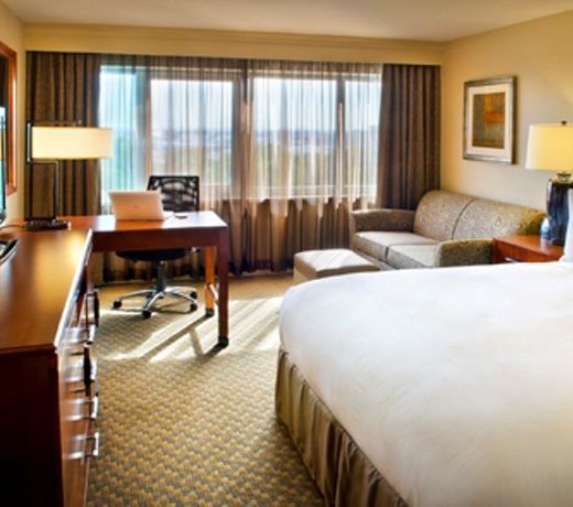 Hilton New York JFK Airport Hotel