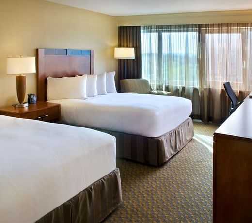Hilton New York JFK Airport Hotel
