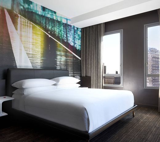 New York Marriott at the Brooklyn Bridge