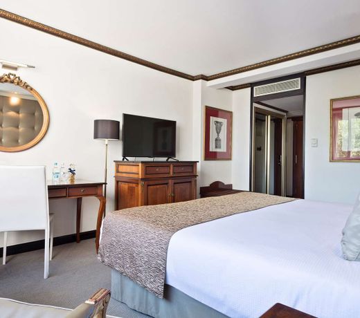 Melia White House Hotel