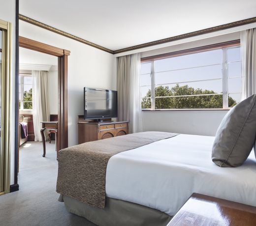 Melia White House Hotel
