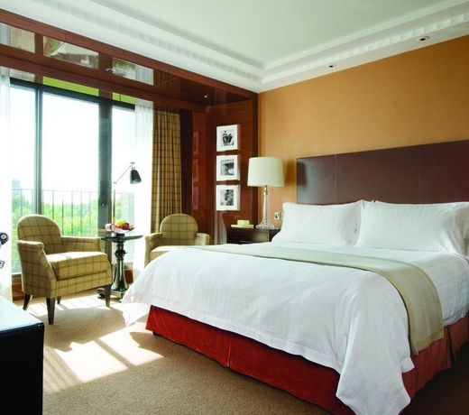 Four Seasons Hotel London at Park Lane