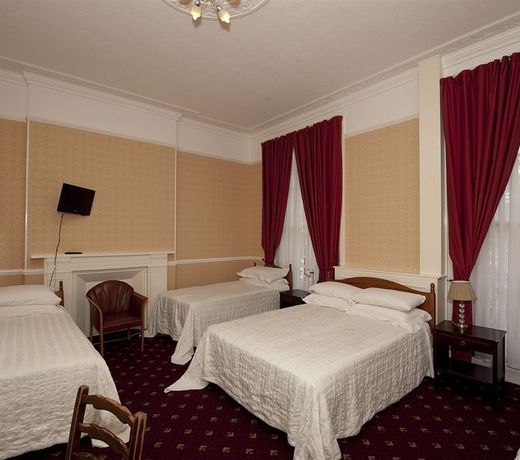 Balmoral House Hotel