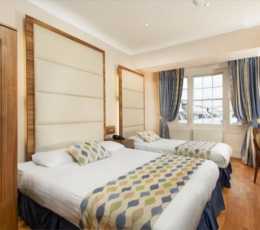 Royal Eagle Hotel