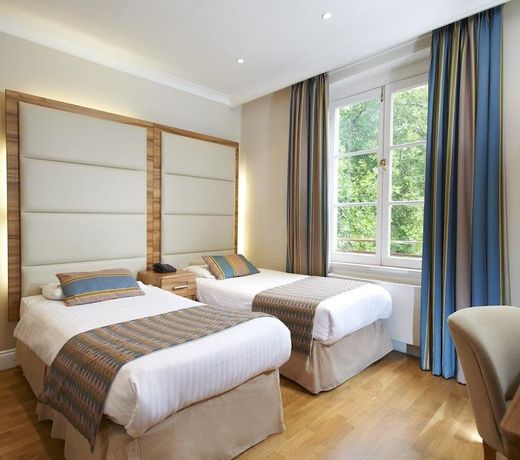 Royal Eagle Hotel