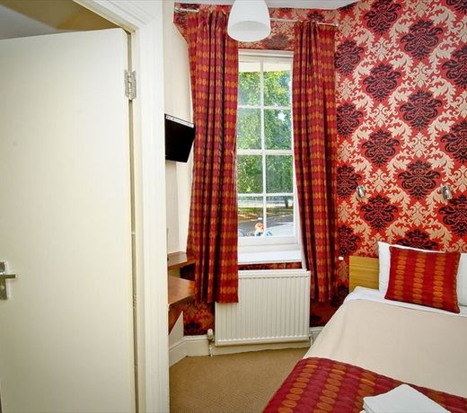 Leigh House Hotel