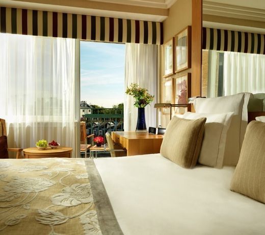 Jumeirah Lowndes Hotel