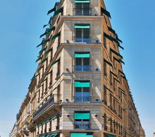 Le Metropolitan Paris Tour Eiffel, a Tribute Portfolio Hotel