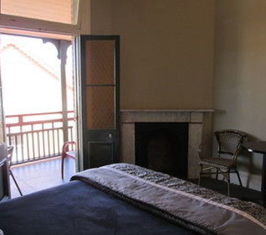Maclean Hotel