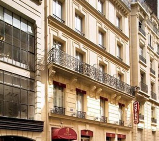 Star Champs-Elysées