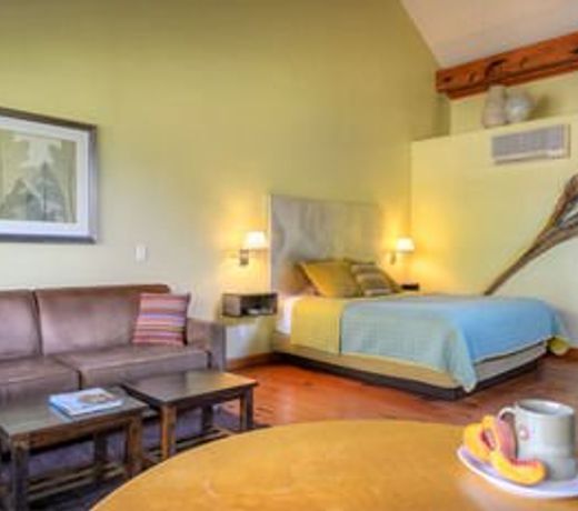 Desert Pearl Inn