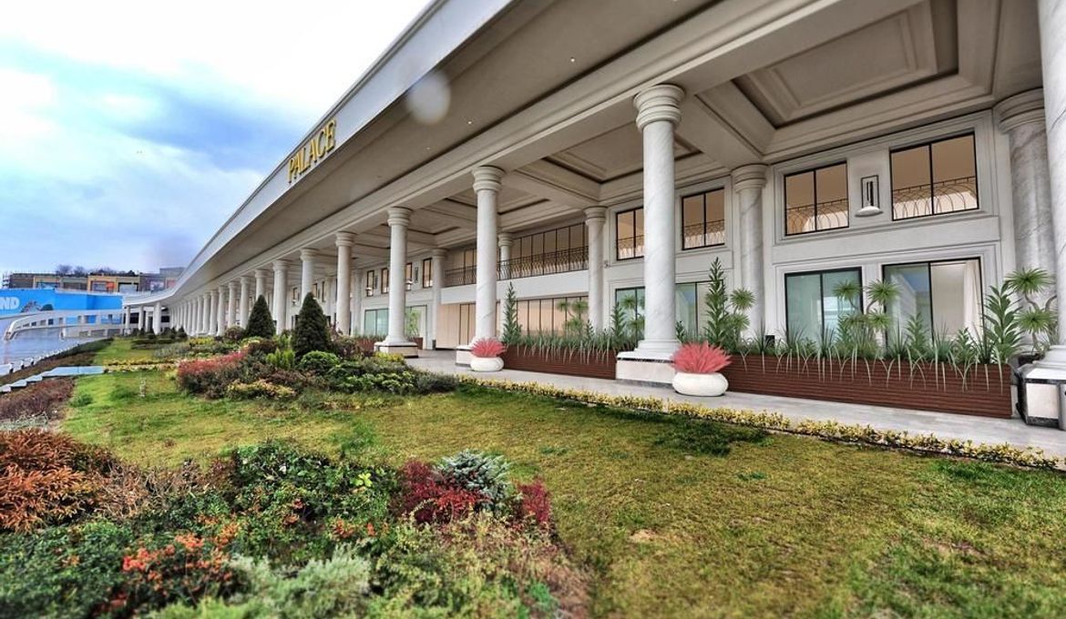 Отель Vialand Palace