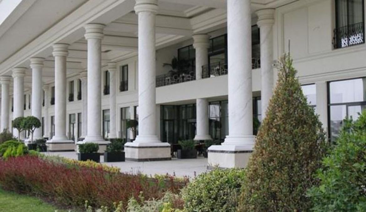Отель Vialand Palace