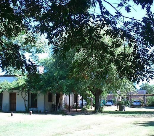 SOLAR LOS AROMOS