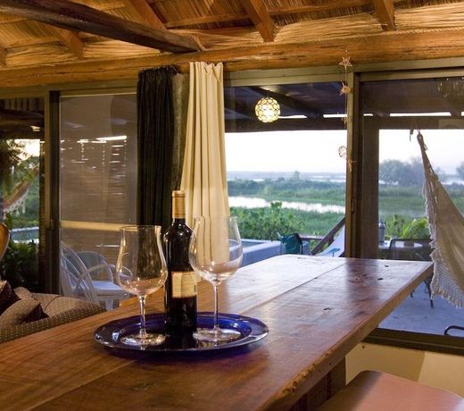 BAMBÃº RIVER LODGE