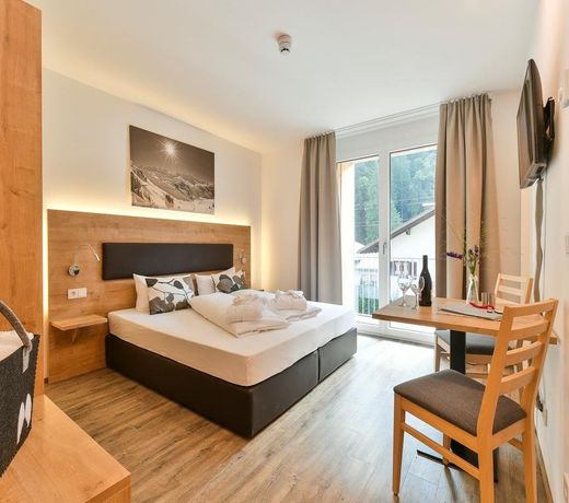 Alpine Lodge KlÃ¶sterle am Arlberg