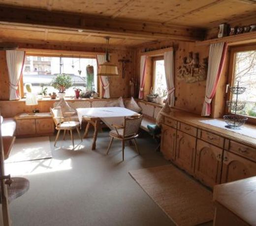 TUXERHAUS