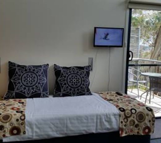 Armalong Winery Chalets