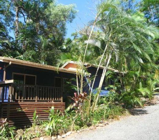 Daintree Village Hideaway