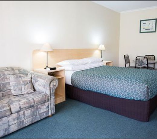 Arthur Phillip Motor Inn