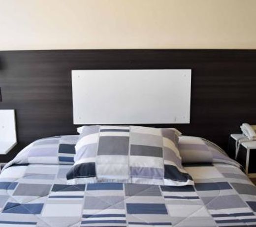 Adara Hotel