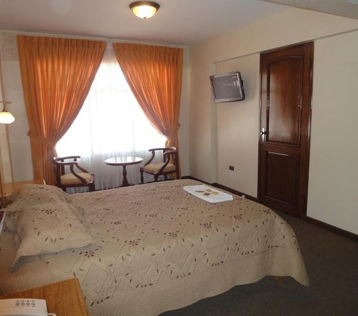 HOTEL MAISON FIORI (Plaza Colon)