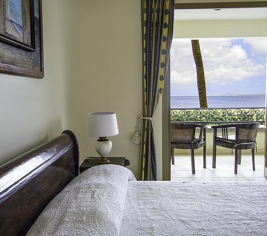 The Bellafonte - Luxury Oceanfront Hotel