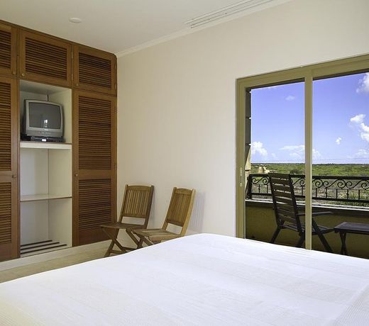 The Bellafonte - Luxury Oceanfront Hotel