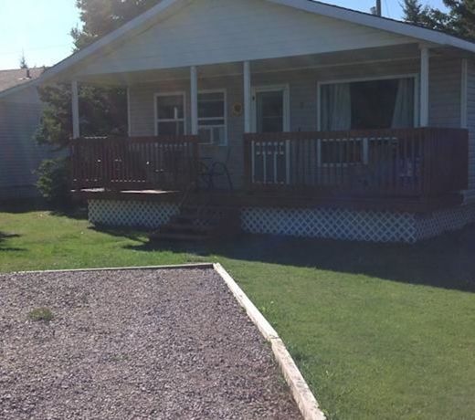 Parkside Cottages & Suites