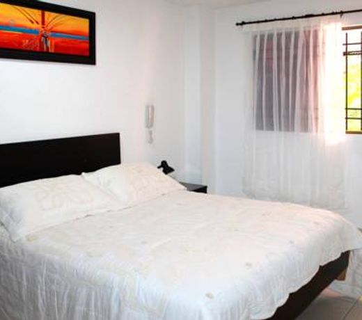 Apartahotel Los Cerezos