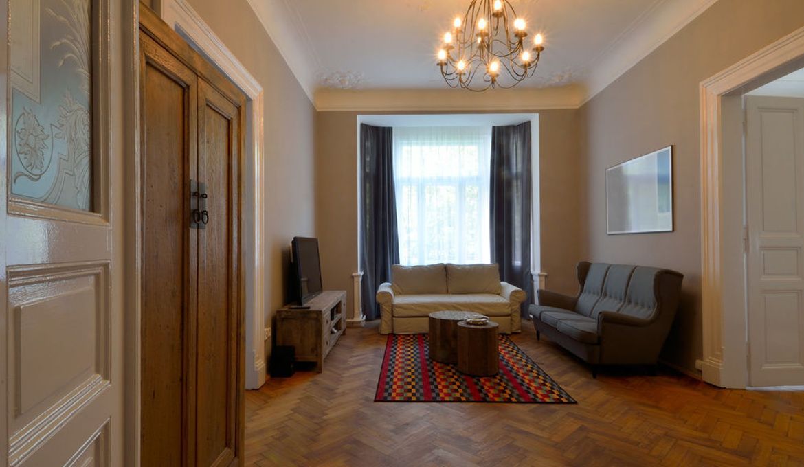 Apartment Parizska 1