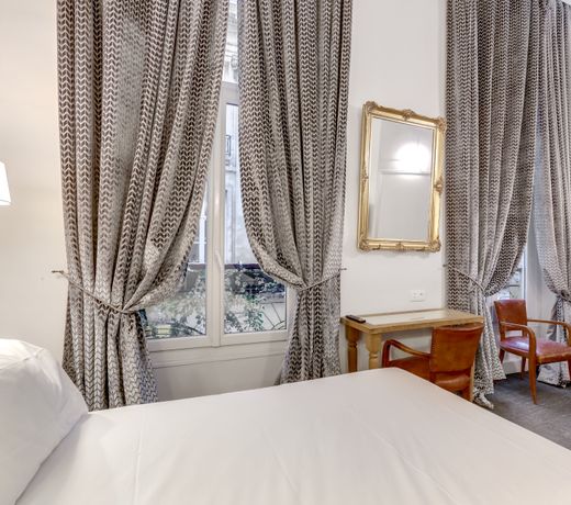Hotel Opera Maintenon