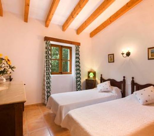 Villa Pedro Monjo