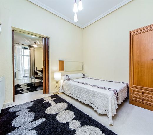 Sol Square Suites