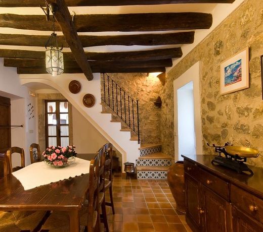 Villa Piedra