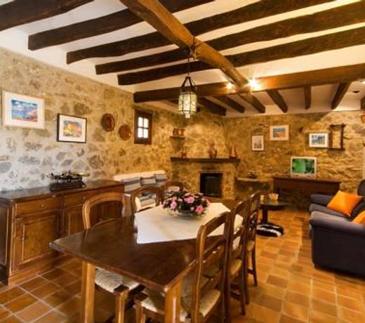 Villa Piedra