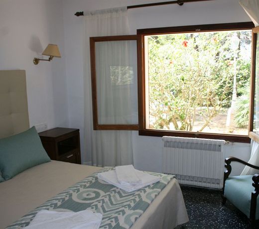 Cabot Villa Can Borras