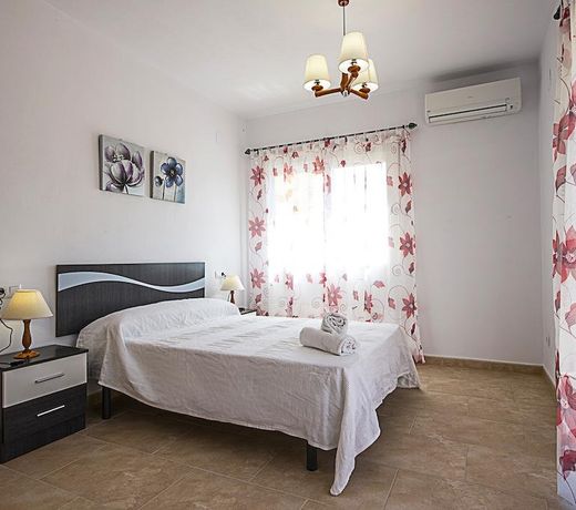 Villa Tiago - PlusHolidays
