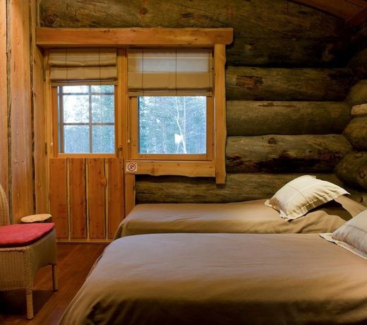 VEIKASENHARJU LOG HOUSE